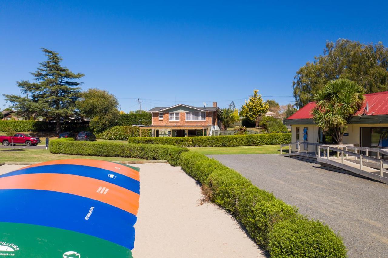 Cambridge Top 10 Holiday Park Ngoại thất bức ảnh