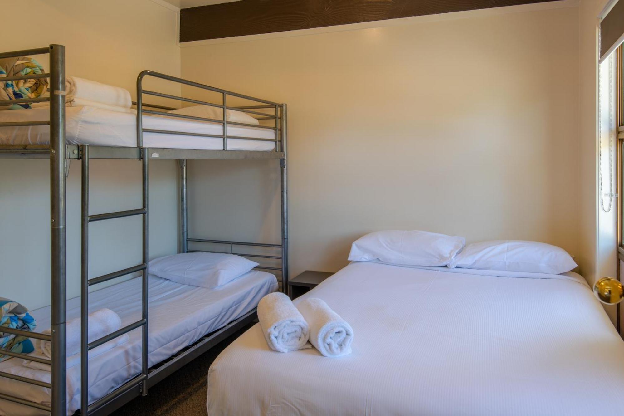 Cambridge Top 10 Holiday Park Ngoại thất bức ảnh