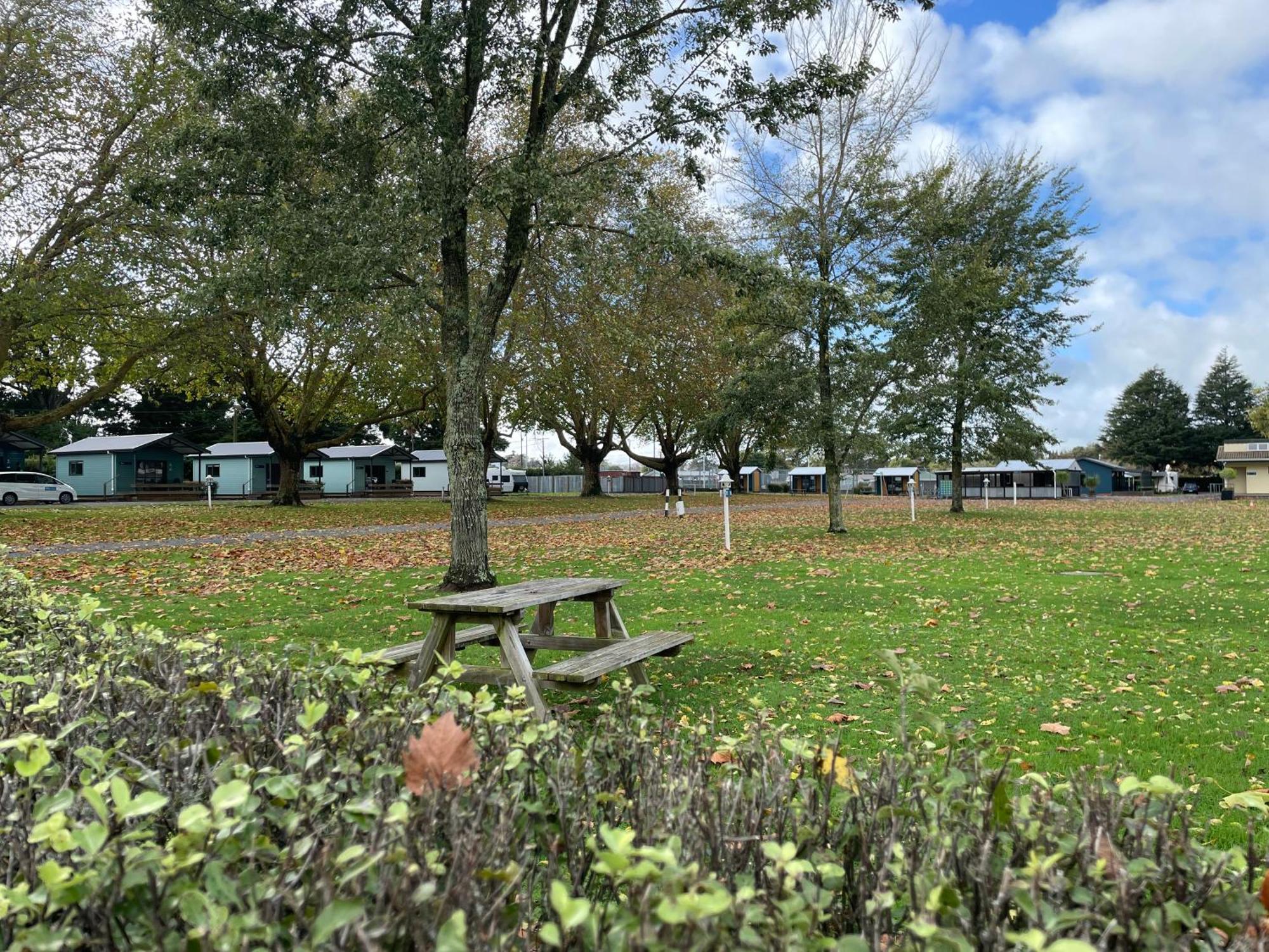 Cambridge Top 10 Holiday Park Ngoại thất bức ảnh