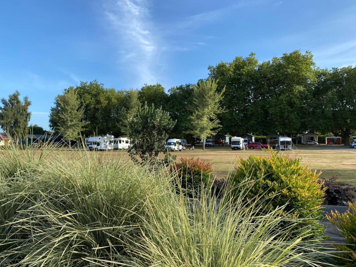 Cambridge Top 10 Holiday Park Ngoại thất bức ảnh
